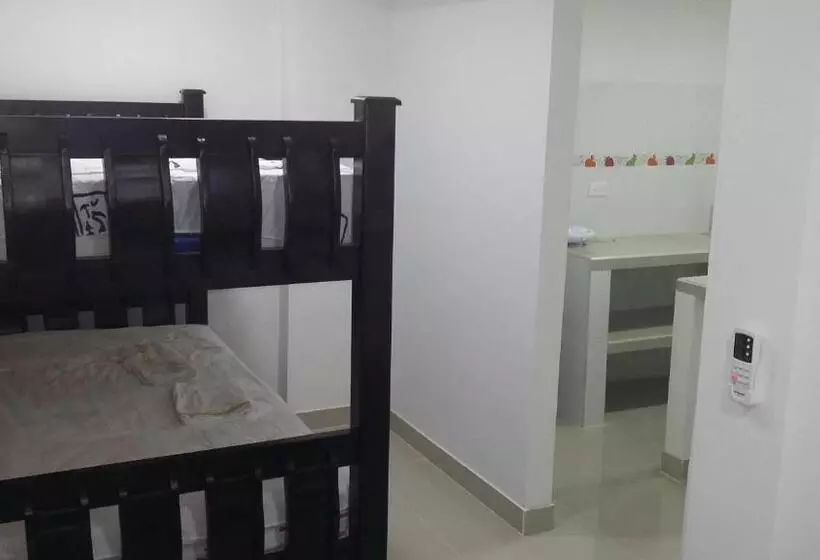 Retkeilymaja Bull Shark