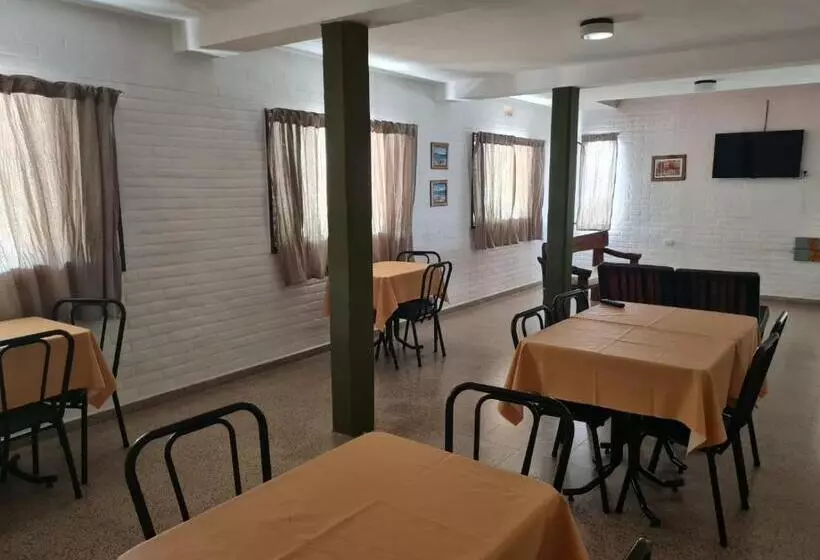 Retkeilymaja Hostería Los Sauces