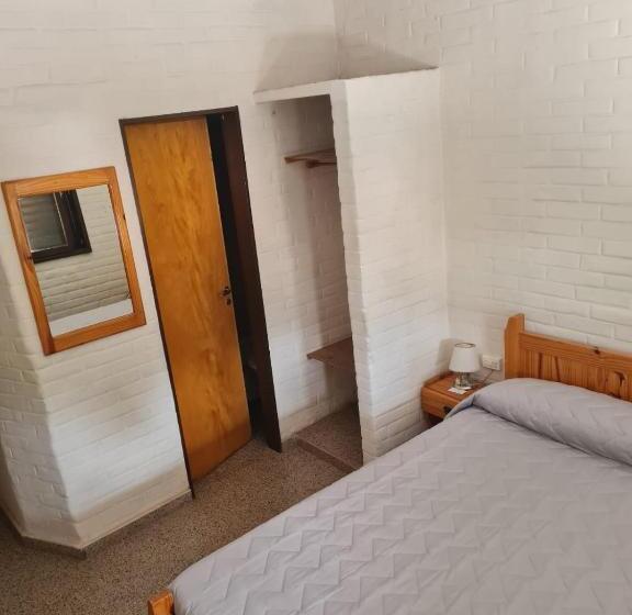 Hostel Hostería Los Sauces