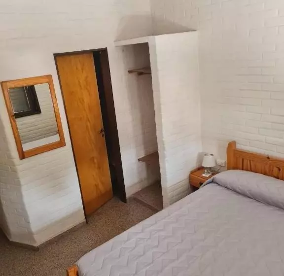 Retkeilymaja Hostería Los Sauces