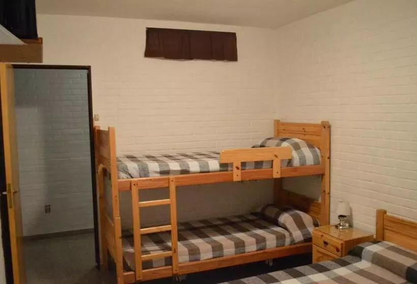 Retkeilymaja Hostería Los Sauces