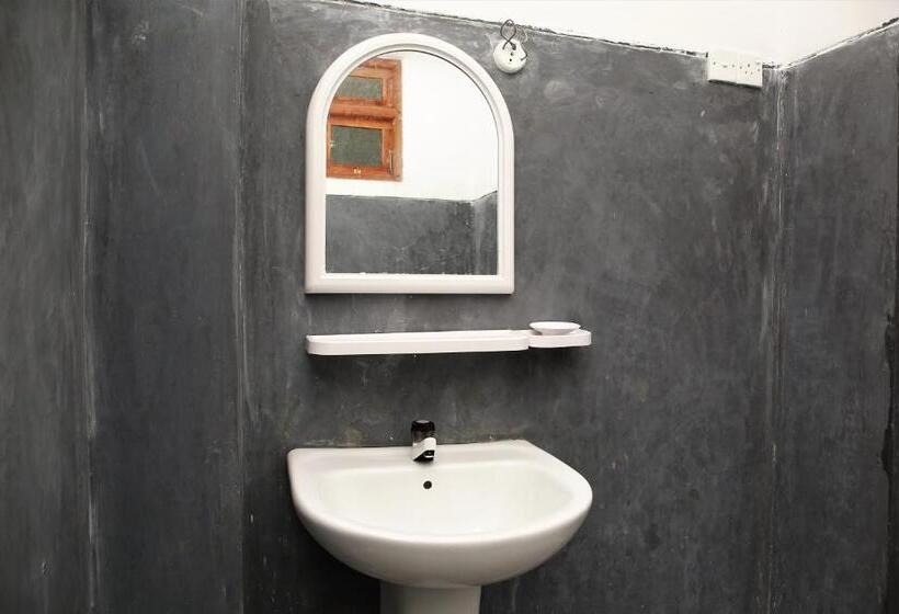 Общежитие Mountain Relax Inn