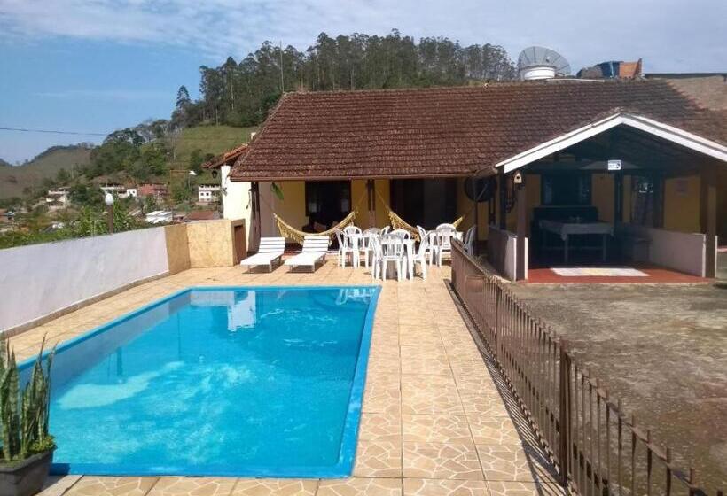 ユースホステル Pousada Santa Clara