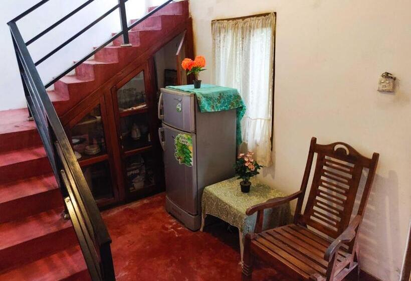 Alberg Shantha Surf Villa