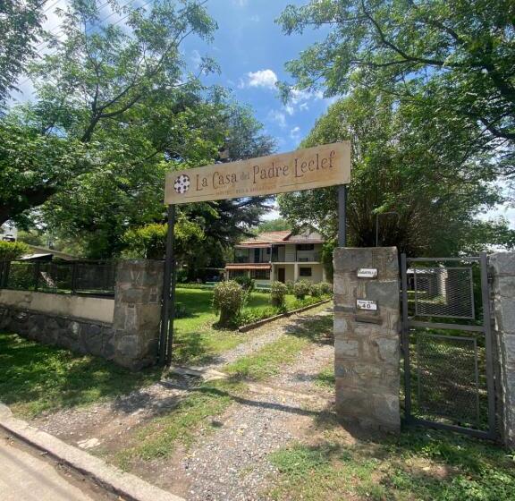 B&b La Casa Del Padre Leclef