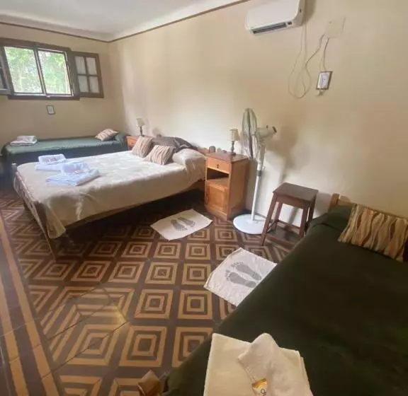 B&b La Casa Del Padre Leclef