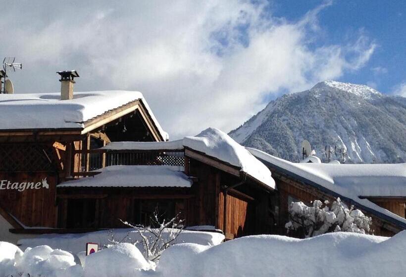 تختخواب و صبحانه Chalet L Etagne