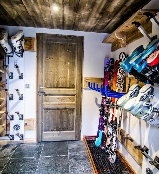 تختخواب و صبحانه Chalet L Etagne