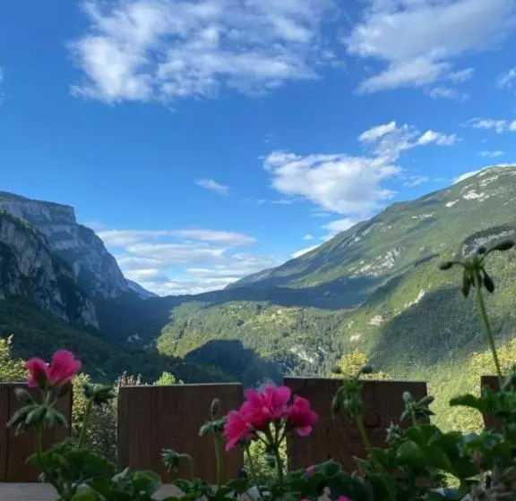 Aamiaismajoitus (B&B) Chalet Torcel Affittacamere