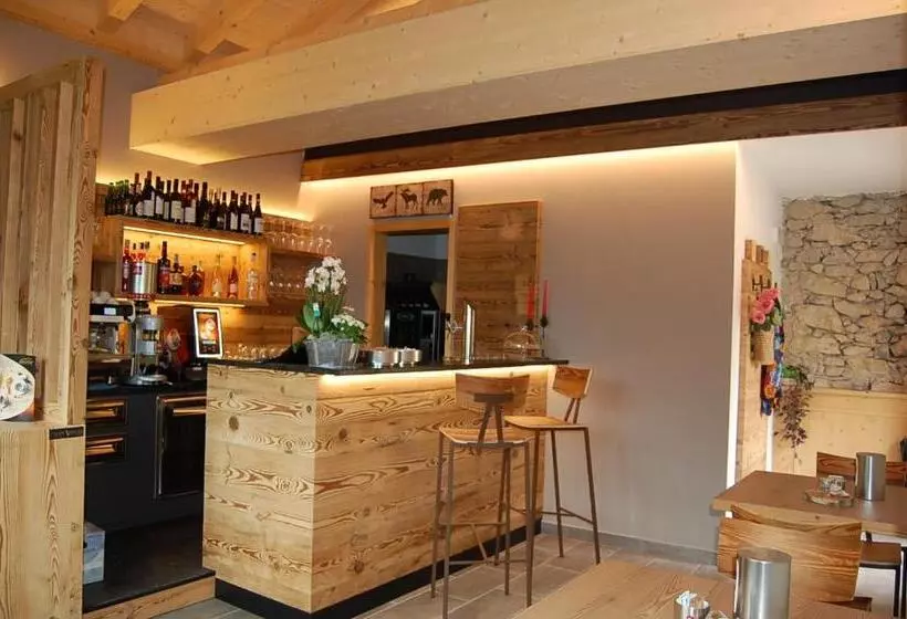 Aamiaismajoitus (B&B) Chalet Torcel Affittacamere