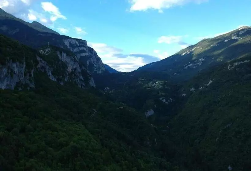 Aamiaismajoitus (B&B) Chalet Torcel Affittacamere