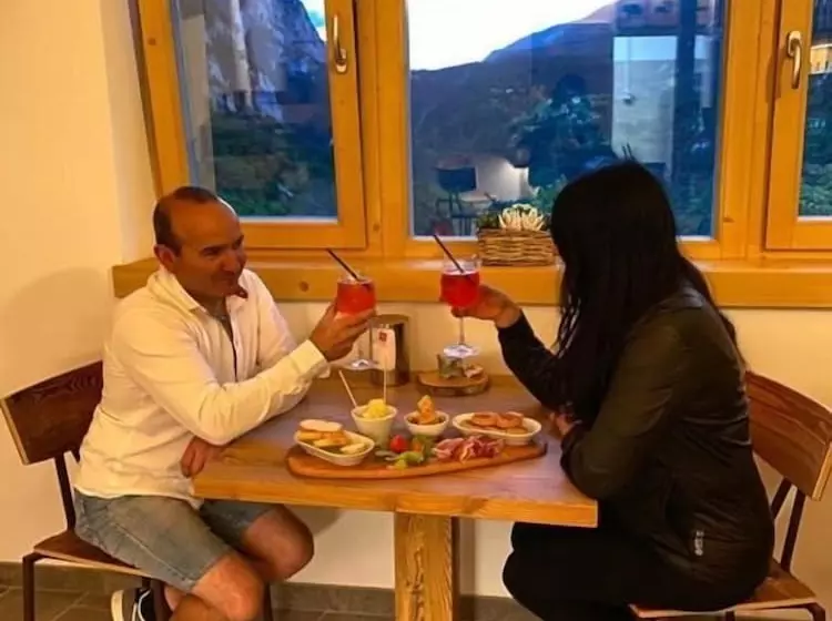 Aamiaismajoitus (B&B) Chalet Torcel Affittacamere