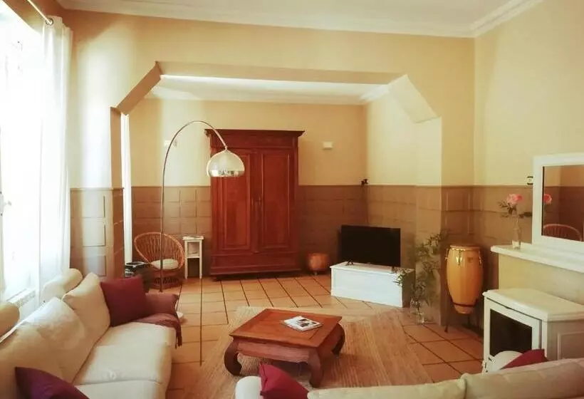 ベッドアンドブレックファースト Domaine De La Célarié