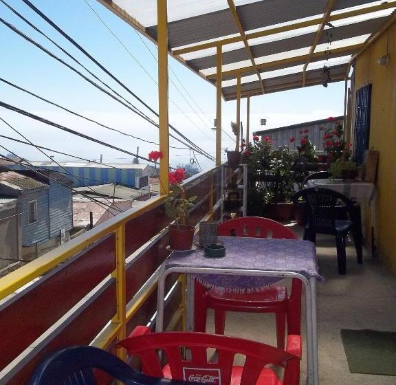 تختخواب و صبحانه Hostal Armando