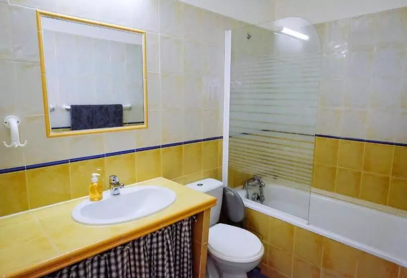 Aamiaismajoitus (B&B) Le Poujastou