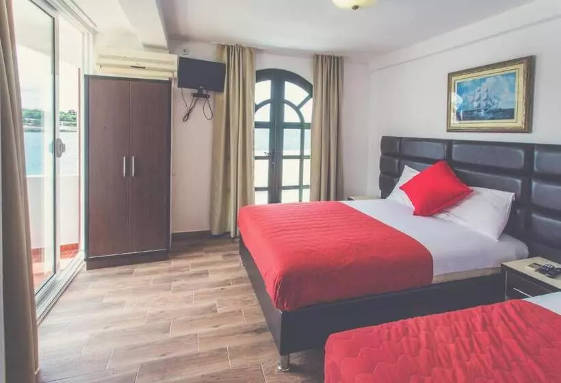 David Apartments And Rooms