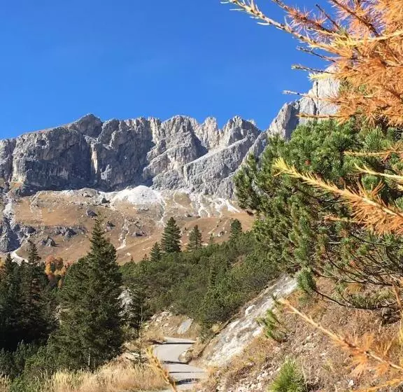 Hotelli Garni Val Udai