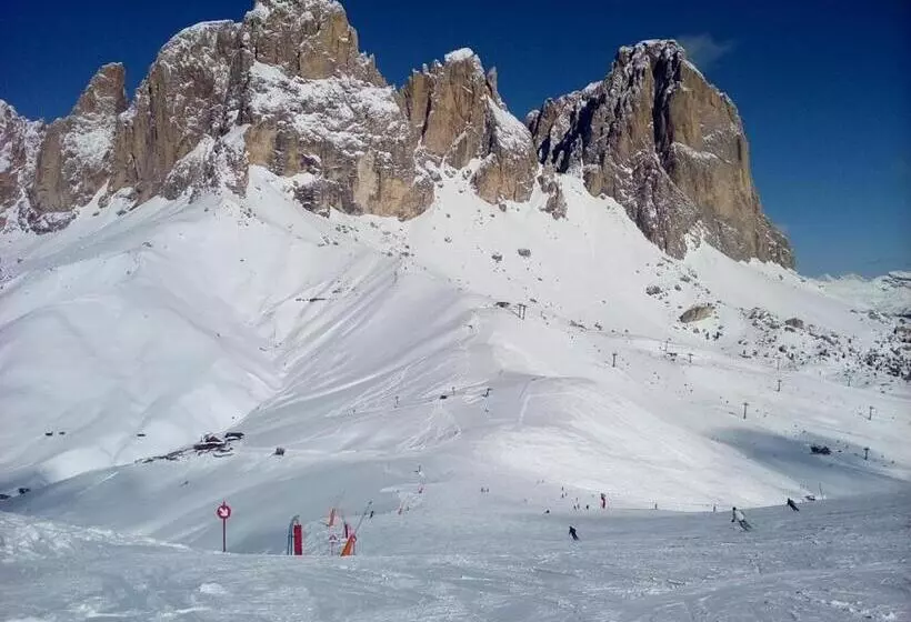 Hotelli Garni Val Udai