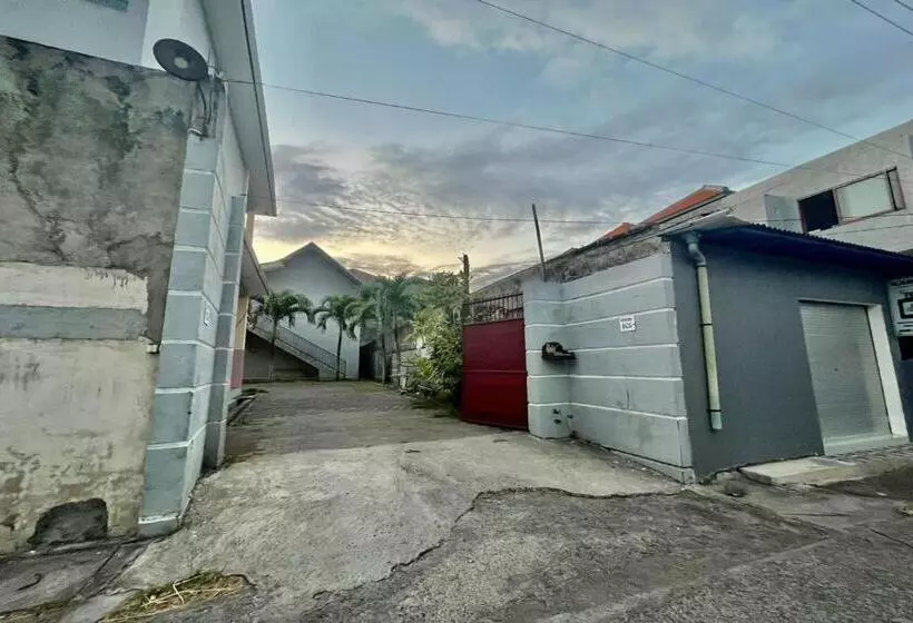 Hotelli Oyo Life 93504 Kost Krisna