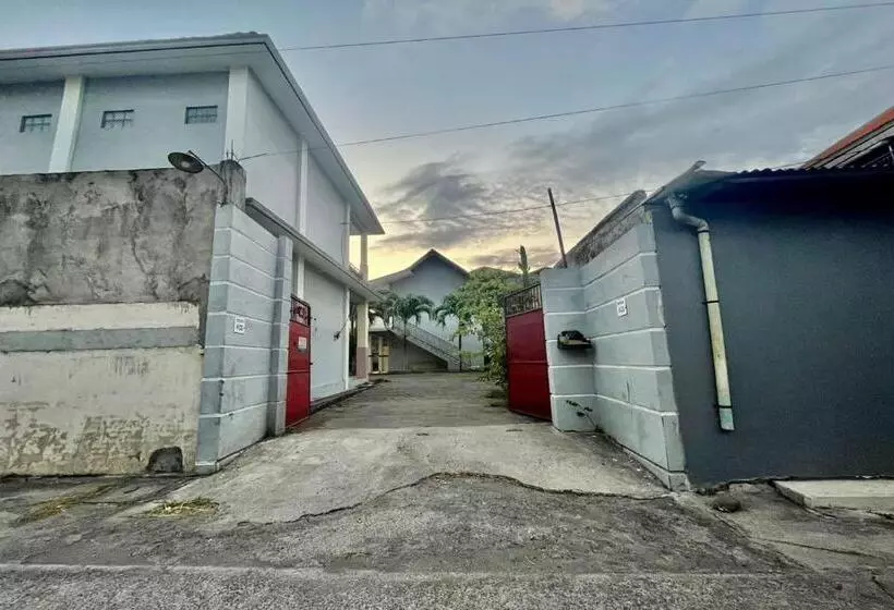 Hotelli Oyo Life 93504 Kost Krisna