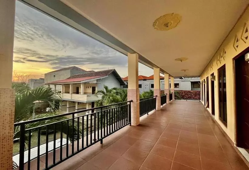 Hotelli Oyo Life 93504 Kost Krisna