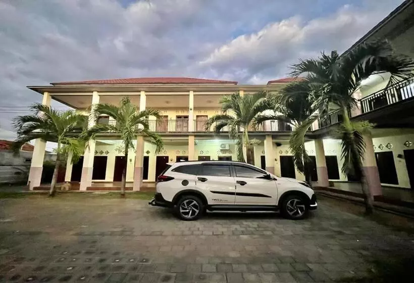 Hotelli Oyo Life 93504 Kost Krisna