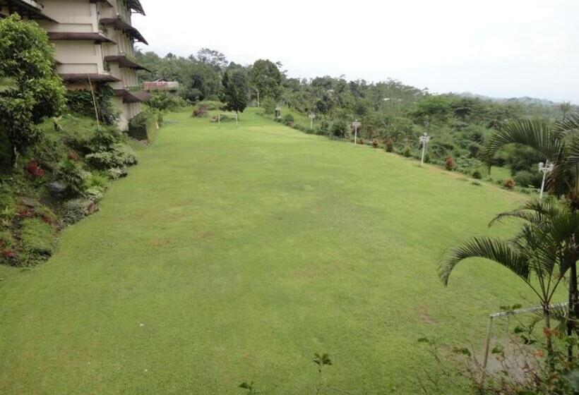 Queen Garden Hotel Managed By Salak Hospitality