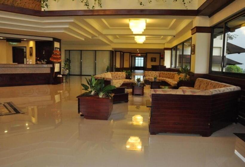 Queen Garden Hotel Managed By Salak Hospitality