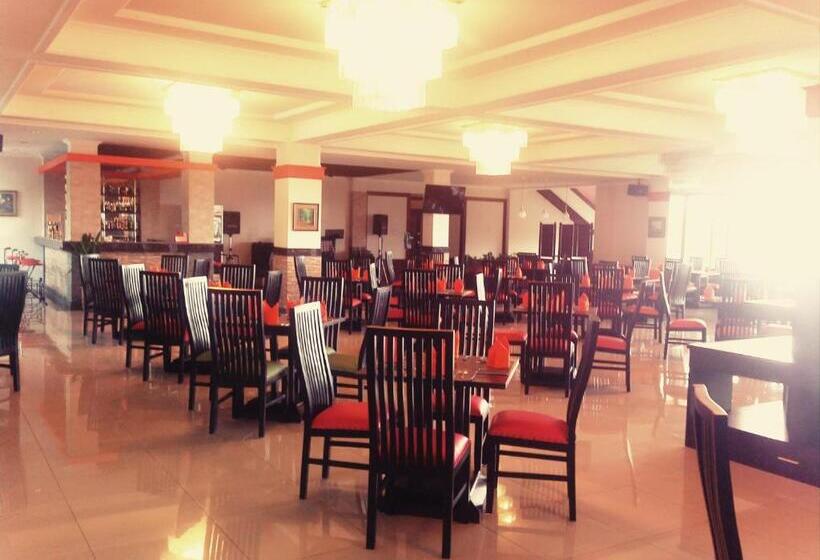 Queen Garden Hotel Managed By Salak Hospitality