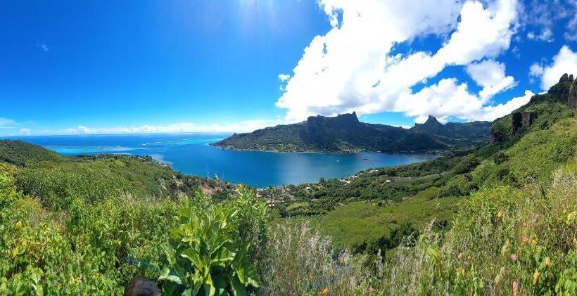 هتل Eco Lodge Village Temanoha