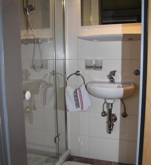 ペンション Adlerhorst