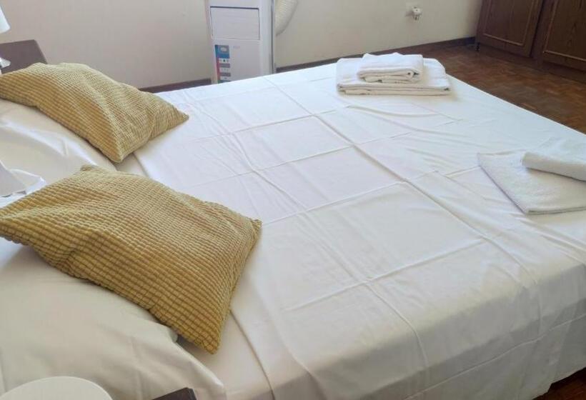 پانسیون Airport Guest House Pisa