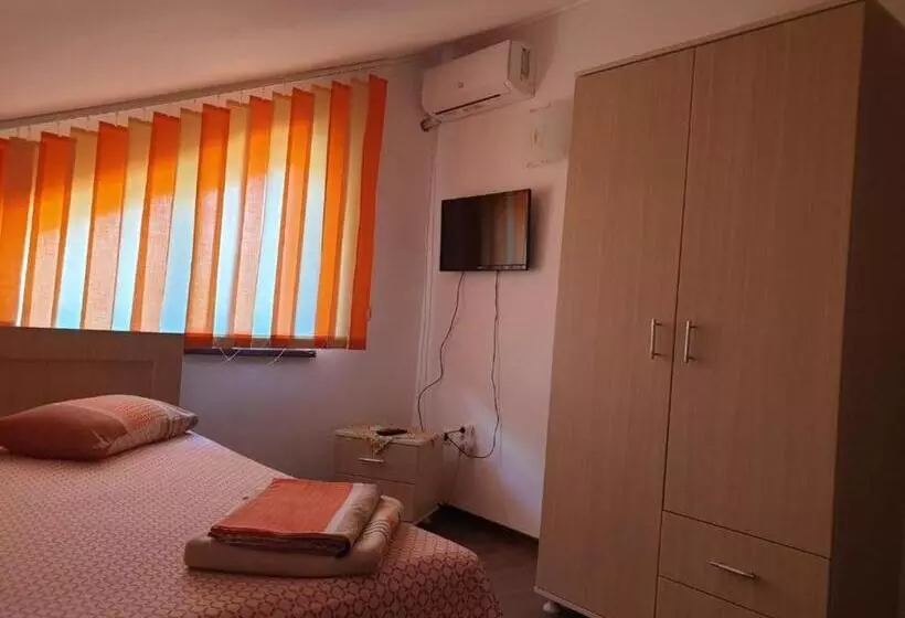 پانسیون Casa Di Madi
