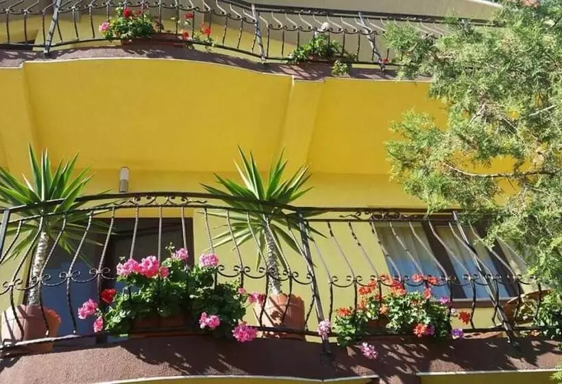 پانسیون Casa Di Madi