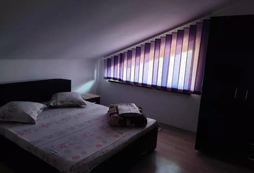 پانسیون Casa Di Madi