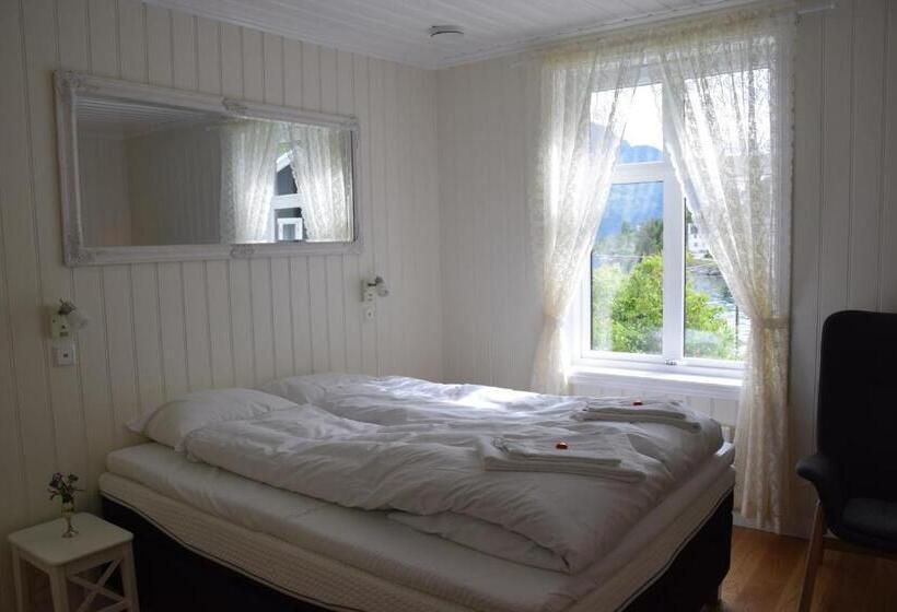 بنسيون Døsen Gård