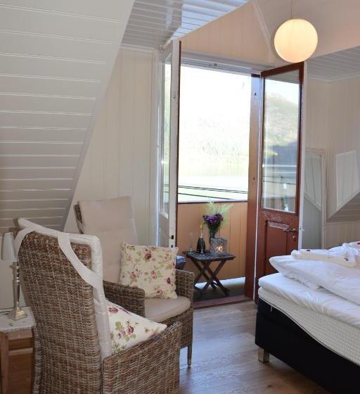 بنسيون Døsen Gård