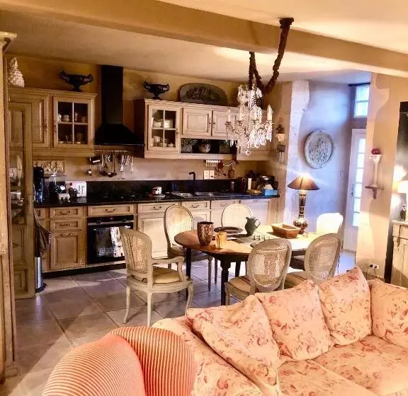 Majatalo Le Prieuré De L Auxois