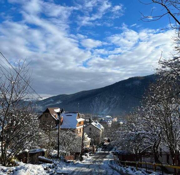 פנסיון Na Velykim