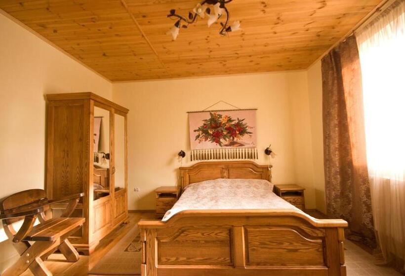 פנסיון Na Velykim