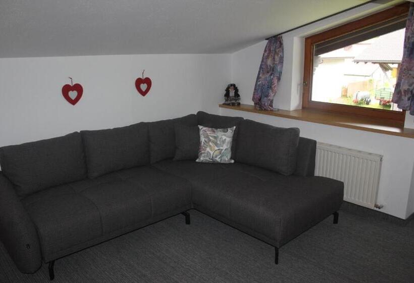 펜션 Schattwalder Hof