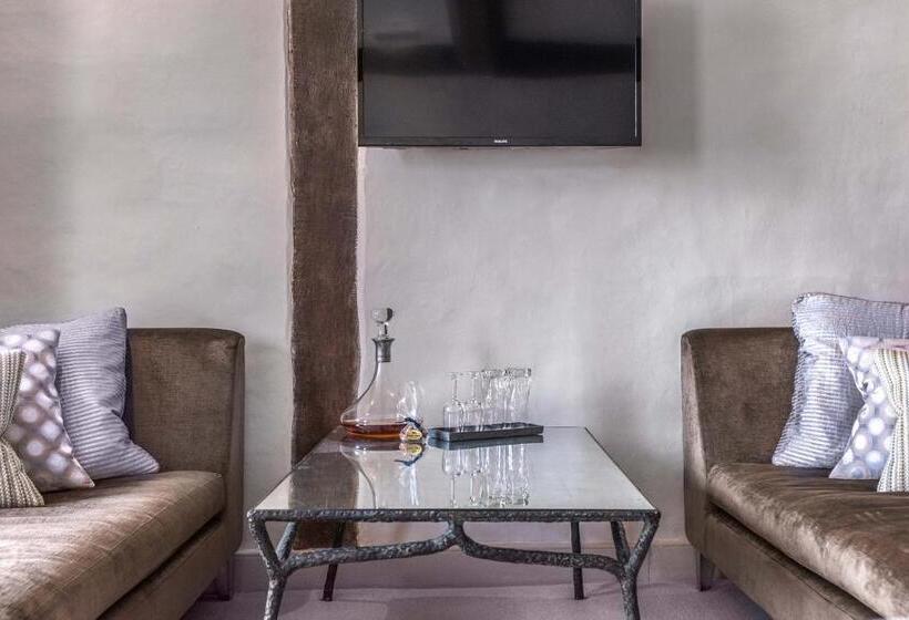 Пансион The Great House Lavenham Hotel & Restaurant