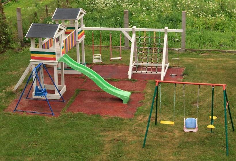 پانسیون Vallery Guest House