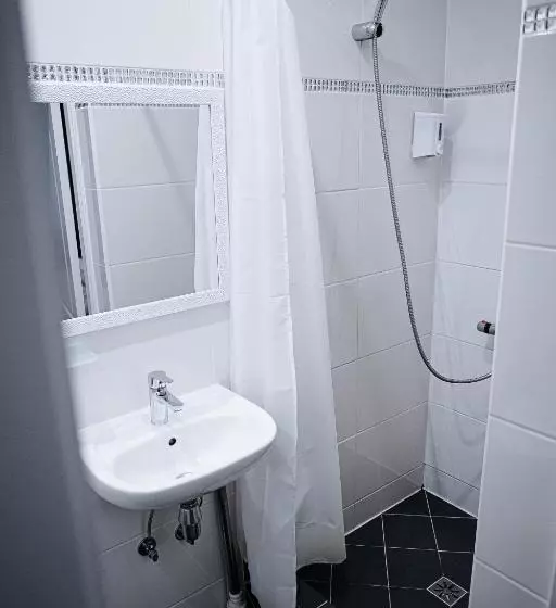 پانسیون Vallery Guest House