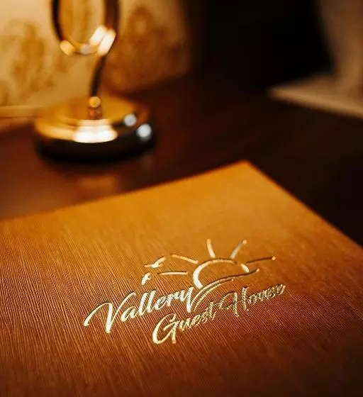 پانسیون Vallery Guest House