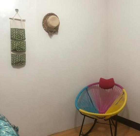 هاستل Amenadiel & Cc   Imus Staycation