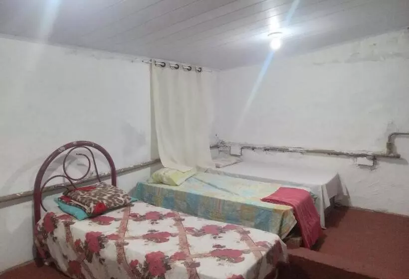 ユースホステル Cama 03 No Quarto Compartilhado
