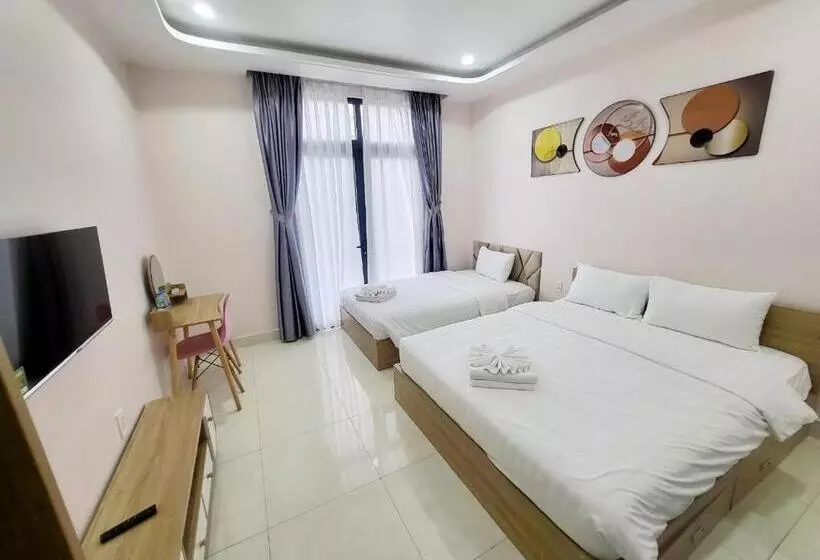 تختخواب و صبحانه Angels Homestay Grand World