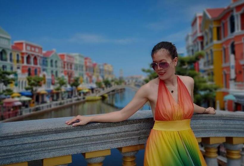 تختخواب و صبحانه Angels Homestay Grand World