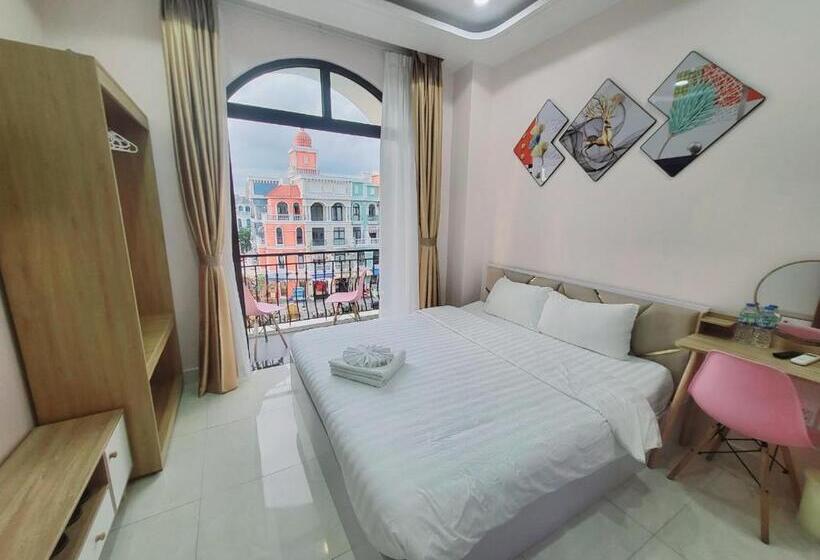 تختخواب و صبحانه Angels Homestay Grand World